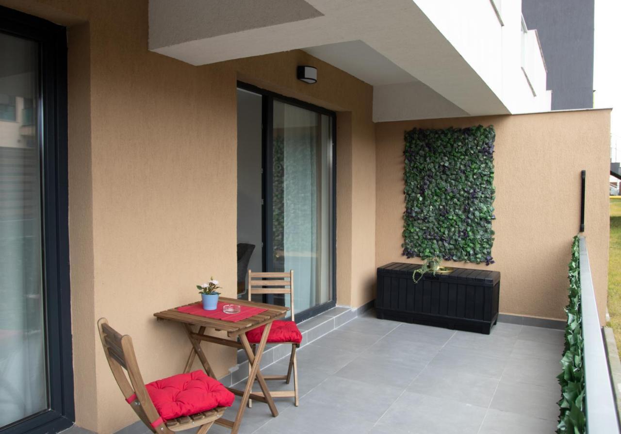 Lazo Two Room- Luxury Apartment Bukarest Eksteriør billede