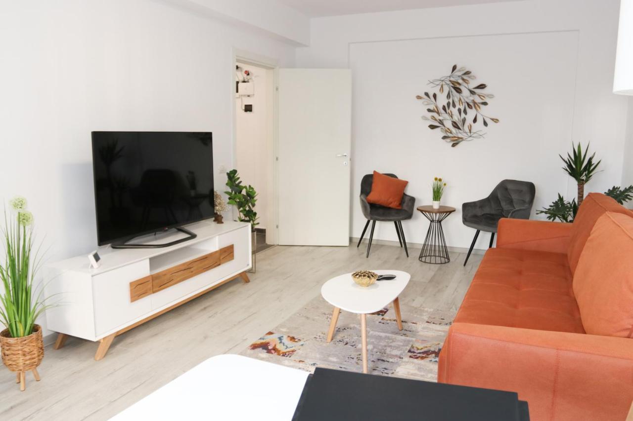 Lazo Two Room- Luxury Apartment Bukarest Eksteriør billede