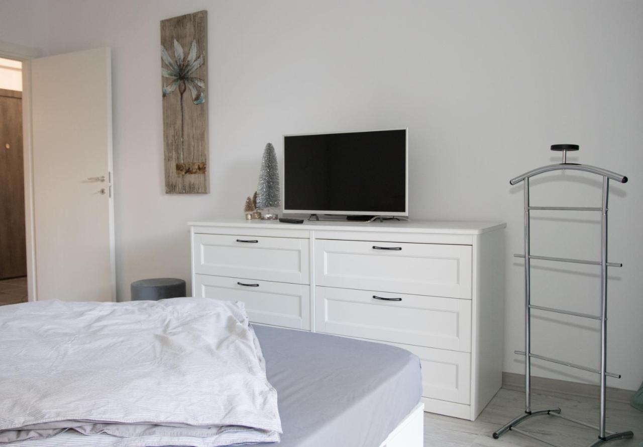 Lazo Two Room- Luxury Apartment Bukarest Eksteriør billede