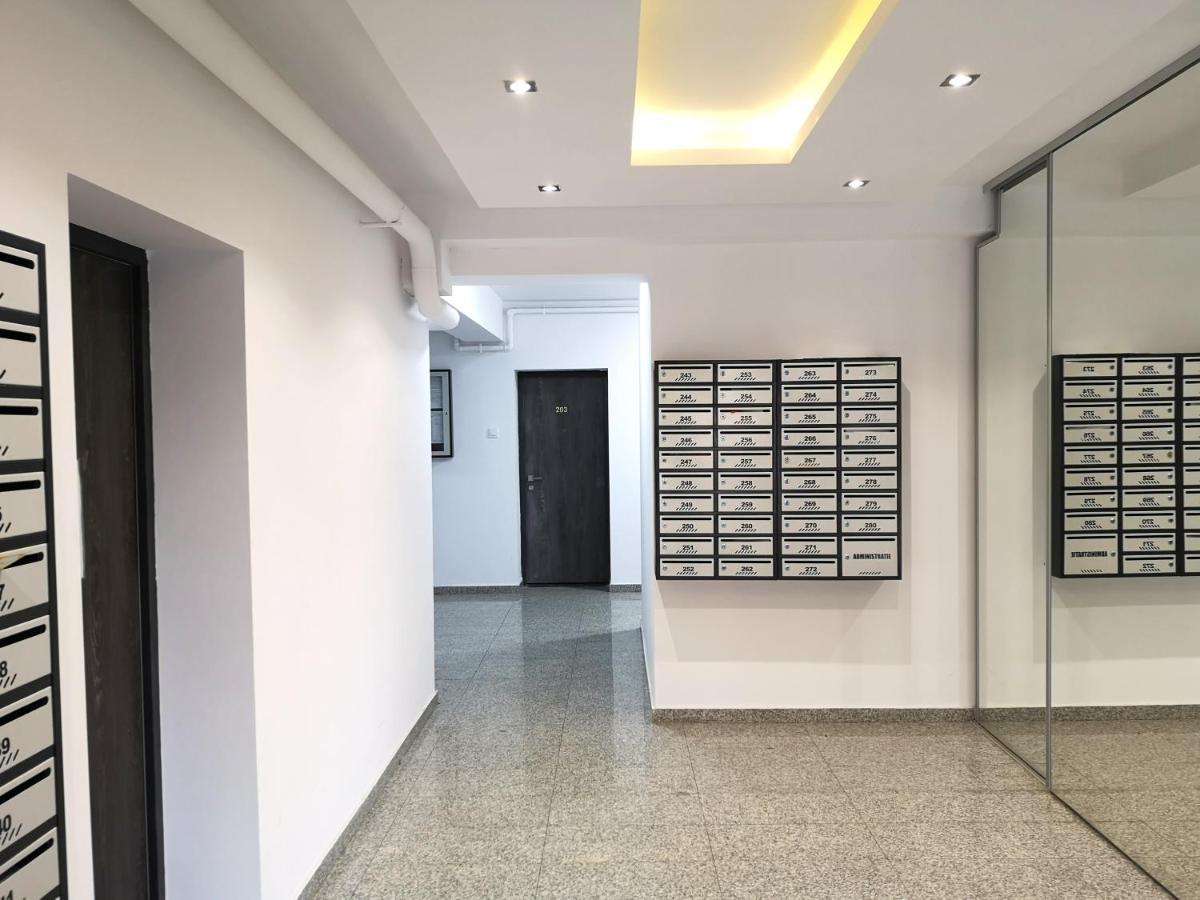 Lazo Two Room- Luxury Apartment Bukarest Eksteriør billede