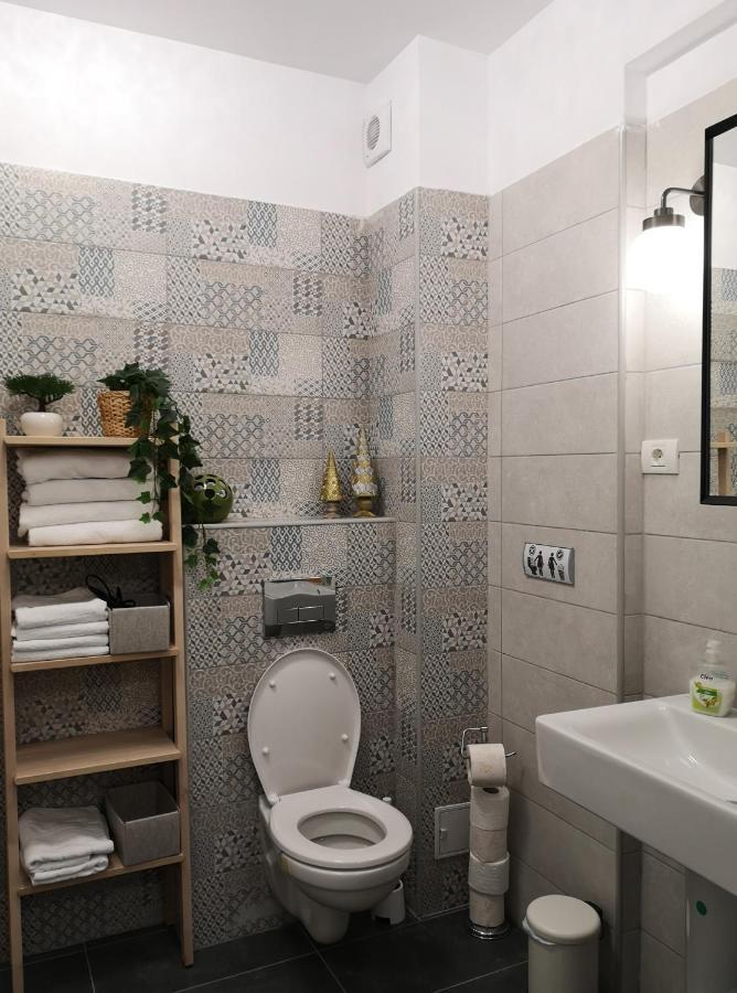 Lazo Two Room- Luxury Apartment Bukarest Eksteriør billede