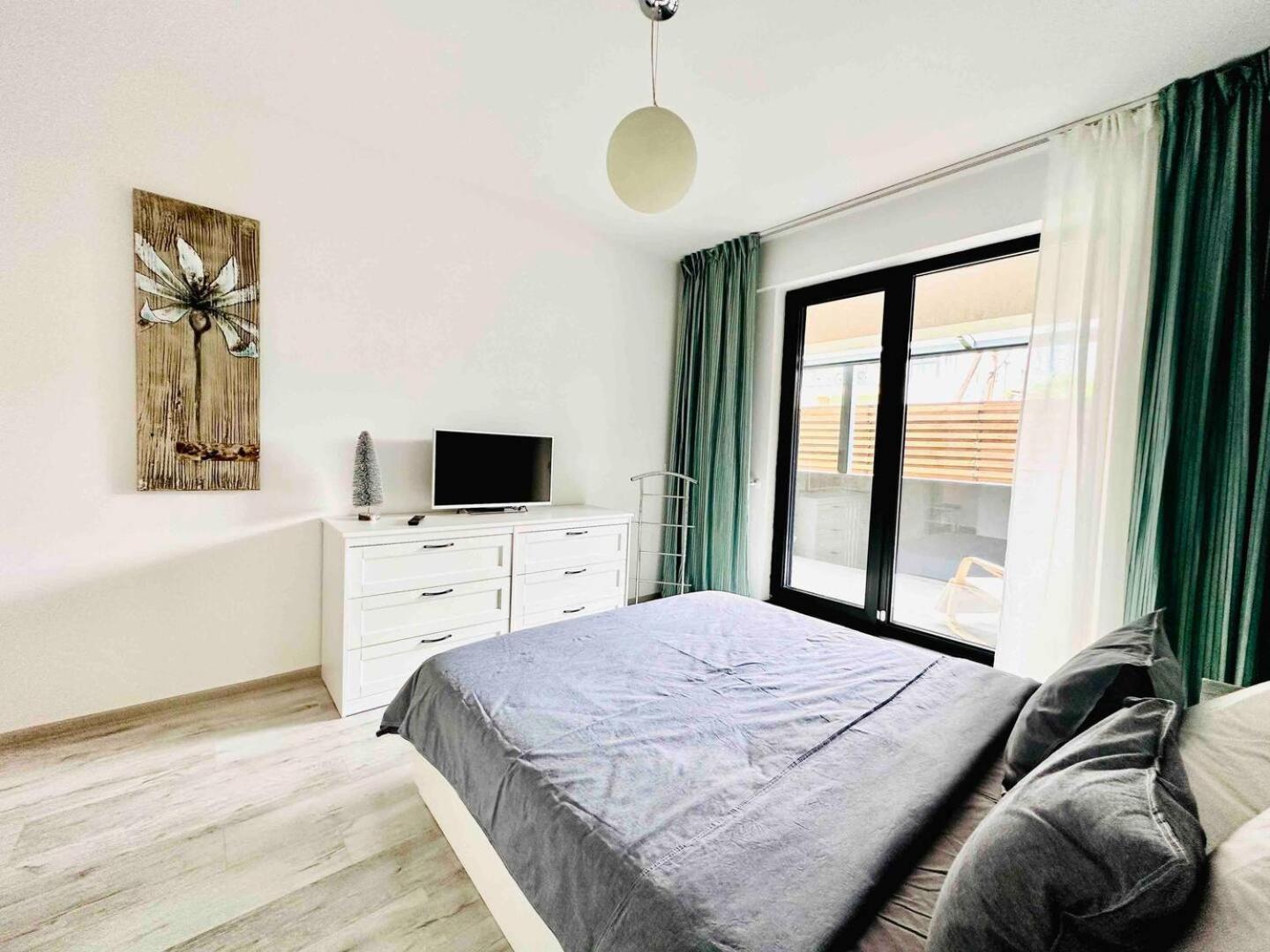 Lazo Two Room- Luxury Apartment Bukarest Eksteriør billede