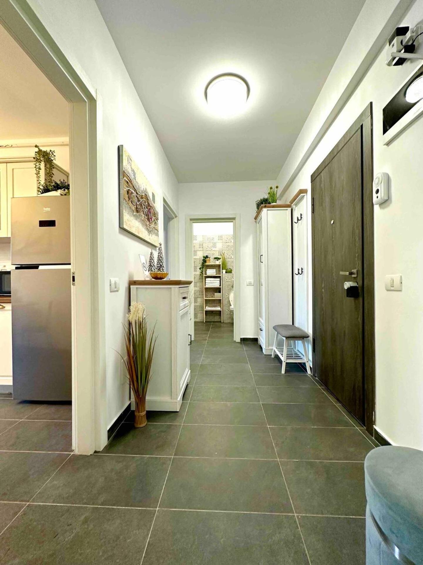 Lazo Two Room- Luxury Apartment Bukarest Eksteriør billede